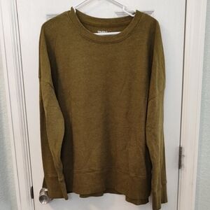 Time and Tru Olive Crewneck Pullover Sweater
